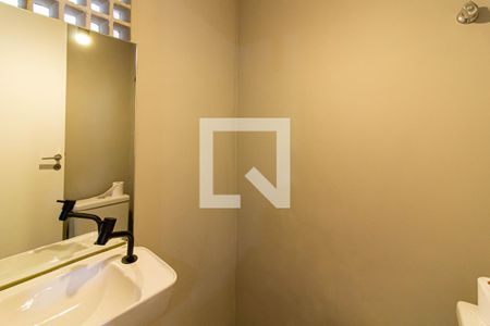 Lavabo de apartamento para alugar com 3 quartos, 80m² em Pompeia, São Paulo