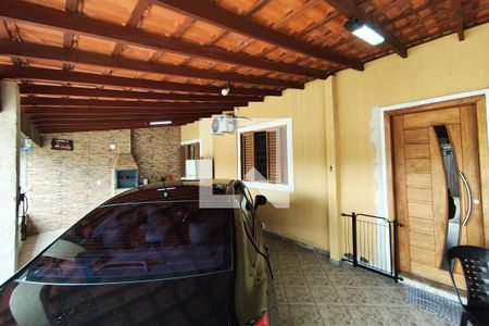 Quintal - Garagem de casa à venda com 2 quartos, 180m² em Jardim Itatiaia, Campinas