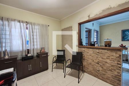 Sala de Estar de casa à venda com 2 quartos, 180m² em Jardim Itatiaia, Campinas