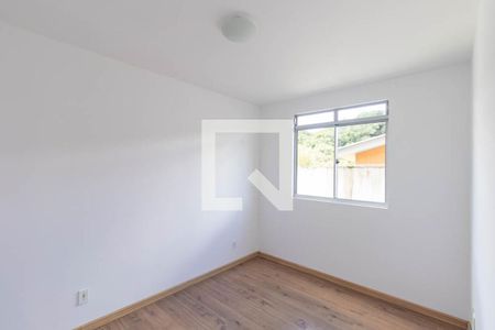 Quarto 2 de apartamento para alugar com 2 quartos, 50m² em Campo Comprido, Curitiba