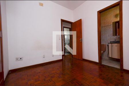 Suite de apartamento para alugar com 2 quartos, 82m² em Sagrada Família, Belo Horizonte