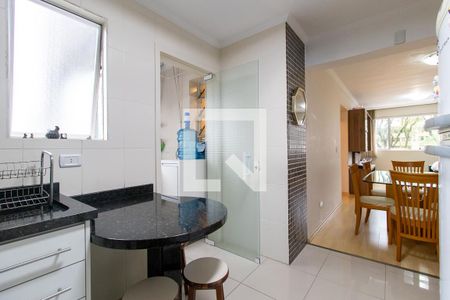 Cozinha - Armários de apartamento para alugar com 3 quartos, 76m² em Água Verde, Curitiba