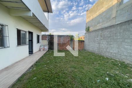 Quintal  de casa para alugar com 1 quarto, 48m² em Vila Urussai, Duque de Caxias