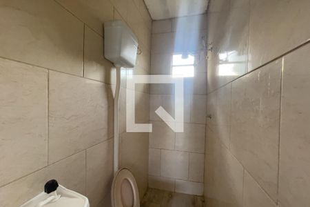 Banheiro de casa para alugar com 1 quarto, 51m² em Vila Urussai, Duque de Caxias