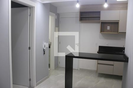 Sala de apartamento para alugar com 2 quartos, 36m² em Vila das Bandeiras, Guarulhos