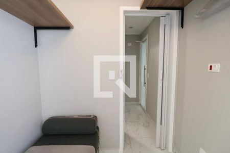Quarto de Serviço de apartamento para alugar com 3 quartos, 85m² em Centro, Guarujá