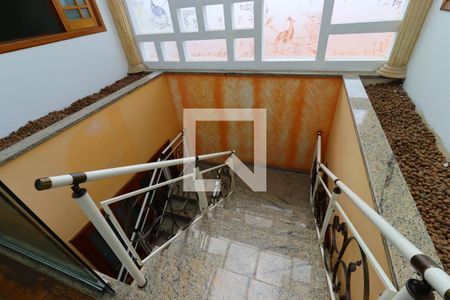 Acesso para a Cobertura de casa à venda com 3 quartos, 420m² em Vila Metalúrgica, Santo André