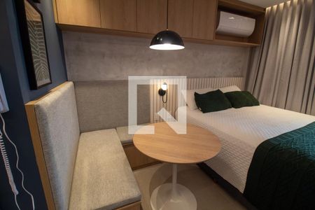 Sala / Quarto - Studio de kitnet/studio para alugar com 1 quarto, 27m² em Santo Amaro, São Paulo