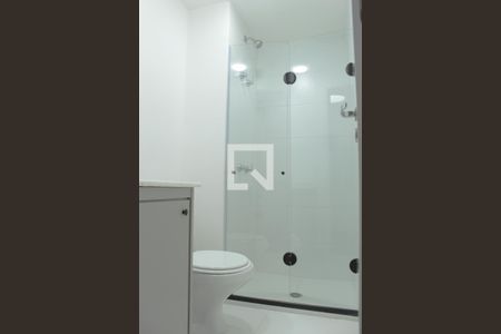 Banheiro de kitnet/studio à venda com 1 quarto, 26m² em República, São Paulo