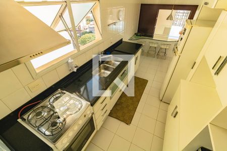 Cozinha de apartamento para alugar com 2 quartos, 104m² em Bosque da Saúde, São Paulo