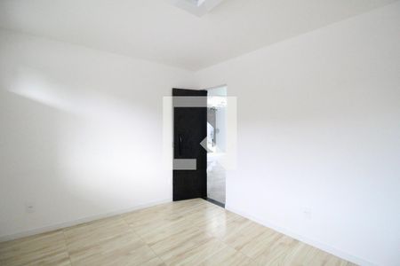 Quarto 1 de casa de condomínio para alugar com 2 quartos, 160m² em Taquara, Rio de Janeiro