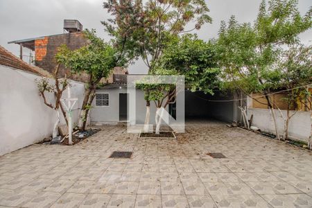 Pátio de casa à venda com 2 quartos, 330m² em Sarandi, Porto Alegre