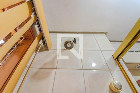 Banheiro da Suíte de apartamento à venda com 3 quartos, 97m² em Rio Branco, Porto Alegre