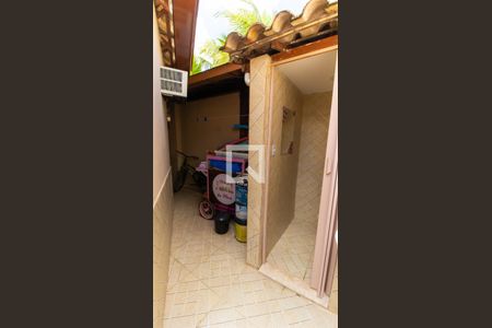 Área de Serviço de casa à venda com 5 quartos, 230m² em Itaipu, Niterói