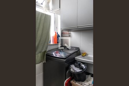 Área de Serviço de apartamento para alugar com 2 quartos, 80m² em Havaí, Belo Horizonte