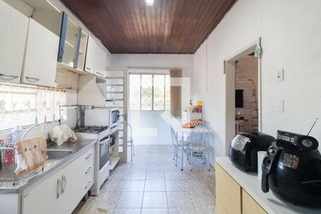 Cozinha de casa à venda com 3 quartos, 502m² em Campo Novo, Porto Alegre