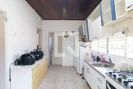 Cozinha de casa à venda com 3 quartos, 502m² em Campo Novo, Porto Alegre