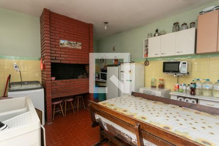 Churrasqueira de casa à venda com 3 quartos, 220m² em Sarandi, Porto Alegre