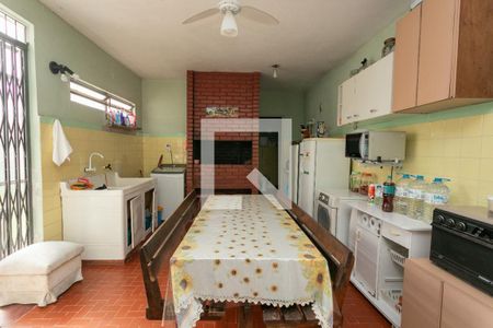 Churrasqueira de casa à venda com 3 quartos, 220m² em Sarandi, Porto Alegre