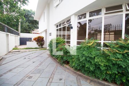 Quintal de casa à venda com 5 quartos, 290m² em Vila Madalena, São Paulo