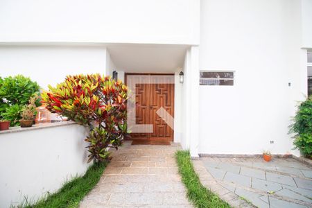 Quintal de casa à venda com 5 quartos, 290m² em Vila Madalena, São Paulo