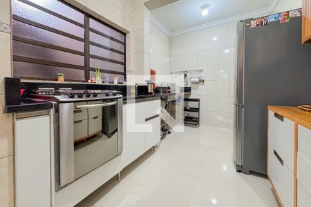 Cozinha de casa à venda com 2 quartos, 300m² em Vila Firmiano Pinto, São Paulo