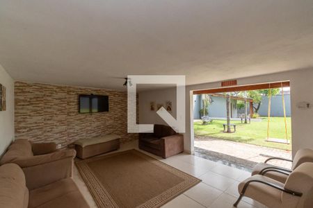 Sala de TV - Piso Inferior de casa de condomínio para alugar com 4 quartos, 499m² em Condomínio Chácara Grota Azul, Hortolândia