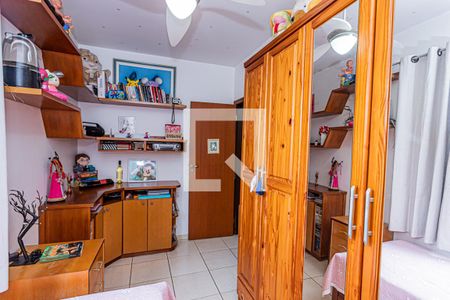 Quarto 2 de casa à venda com 3 quartos, 150m² em Vila Catupia, São Paulo