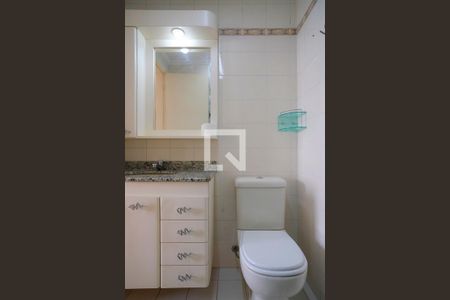 Banheiro da suíte de apartamento para alugar com 2 quartos, 63m² em Santo Antônio, São Caetano do Sul
