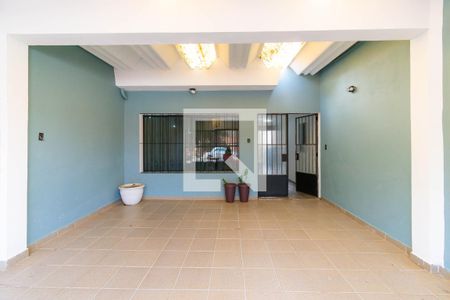 Garagem de casa à venda com 3 quartos, 167m² em Vila Lucia, São Paulo
