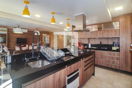 Cozinha de casa à venda com 3 quartos, 280m² em Jardim Itu, Porto Alegre