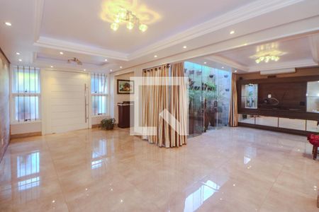 Sala de casa à venda com 3 quartos, 280m² em Jardim Itu, Porto Alegre