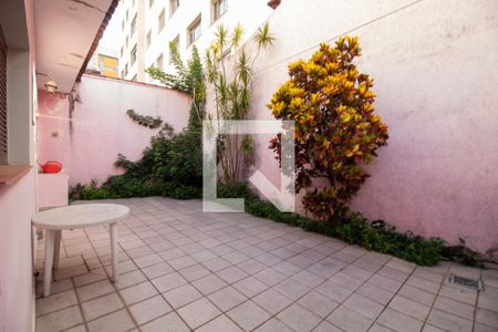 Quintal / Área de Serviço de casa à venda com 5 quartos, 205m² em Brooklin, São Paulo