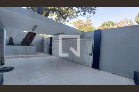 Casa de Condomínio à venda com 3 quartos, 240m² em Jardim Vitoria Regia (Zona Oeste), São Paulo