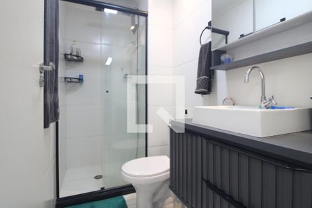 Banheiro de apartamento para alugar com 2 quartos, 33m² em Jardim Prudência, São Paulo