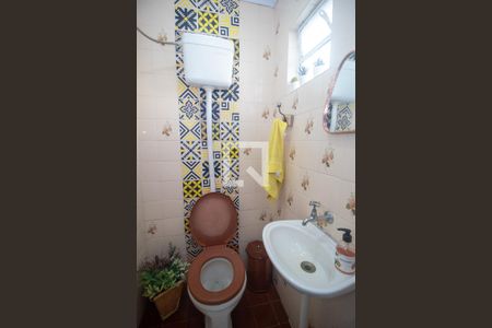 Banheiro 3 de casa à venda com 4 quartos, 216m² em Menino Deus, Porto Alegre