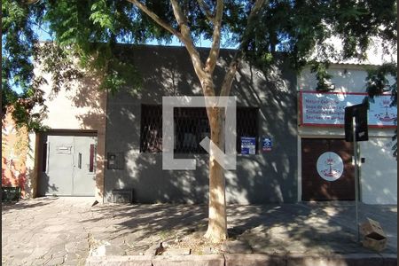 Fachada de casa à venda com 4 quartos, 216m² em Menino Deus, Porto Alegre