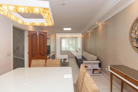 Sala de casa para alugar com 3 quartos, 310m² em Vila Gustavo, São Paulo