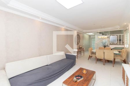 Sala de casa para alugar com 3 quartos, 310m² em Vila Gustavo, São Paulo