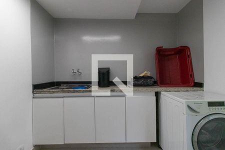 Área de Serviço de casa à venda com 3 quartos, 310m² em Vila Gustavo, São Paulo