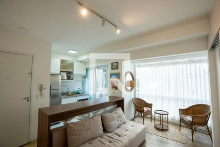 Sala/Cozinha de apartamento para alugar com 1 quarto, 35m² em Campo Belo, São Paulo