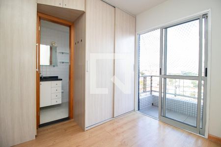 Quarto de kitnet/studio para alugar com 1 quarto, 33m² em Centro, Curitiba