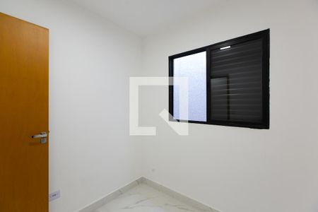 Quarto 1 de apartamento para alugar com 2 quartos, 30m² em Vila Campanela, São Paulo