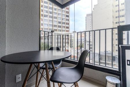 Varanda de kitnet/studio para alugar com 1 quarto, 25m² em Vila Buarque, São Paulo