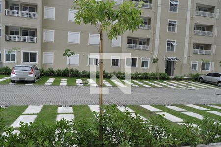 Vista de apartamento à venda com 2 quartos, 40m² em Del Castilho, Rio de Janeiro
