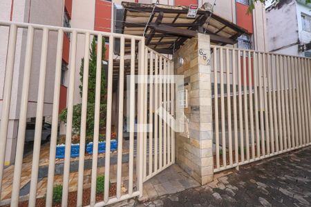 Fachada de apartamento para alugar com 2 quartos, 70m² em Planalto, Belo Horizonte