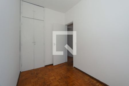 Quarto 2 de apartamento para alugar com 2 quartos, 70m² em Planalto, Belo Horizonte