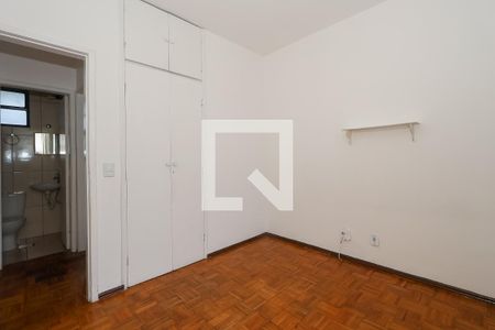 Quarto 1 de apartamento para alugar com 2 quartos, 70m² em Planalto, Belo Horizonte