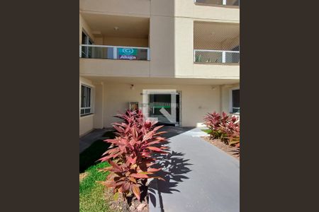 Fachada do bloco de apartamento para alugar com 2 quartos, 43m² em Areias, São José