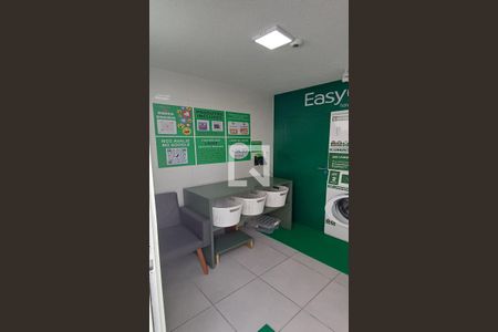 Area comum Lavanderia de apartamento para alugar com 2 quartos, 43m² em Areias, São José